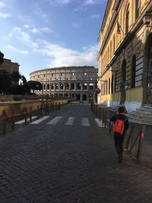 Apartment Loft Colosseo, In Rome Center Italy